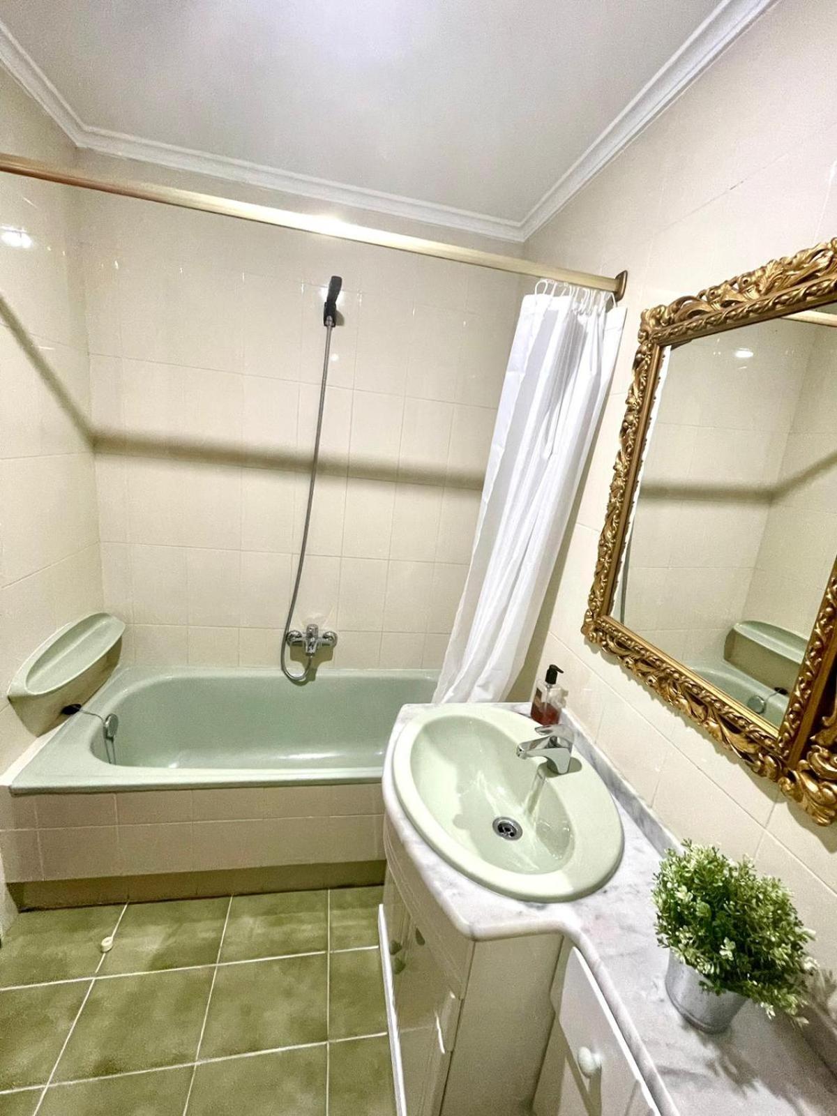 El Piso De Sabina Lägenhet Santander Exteriör bild